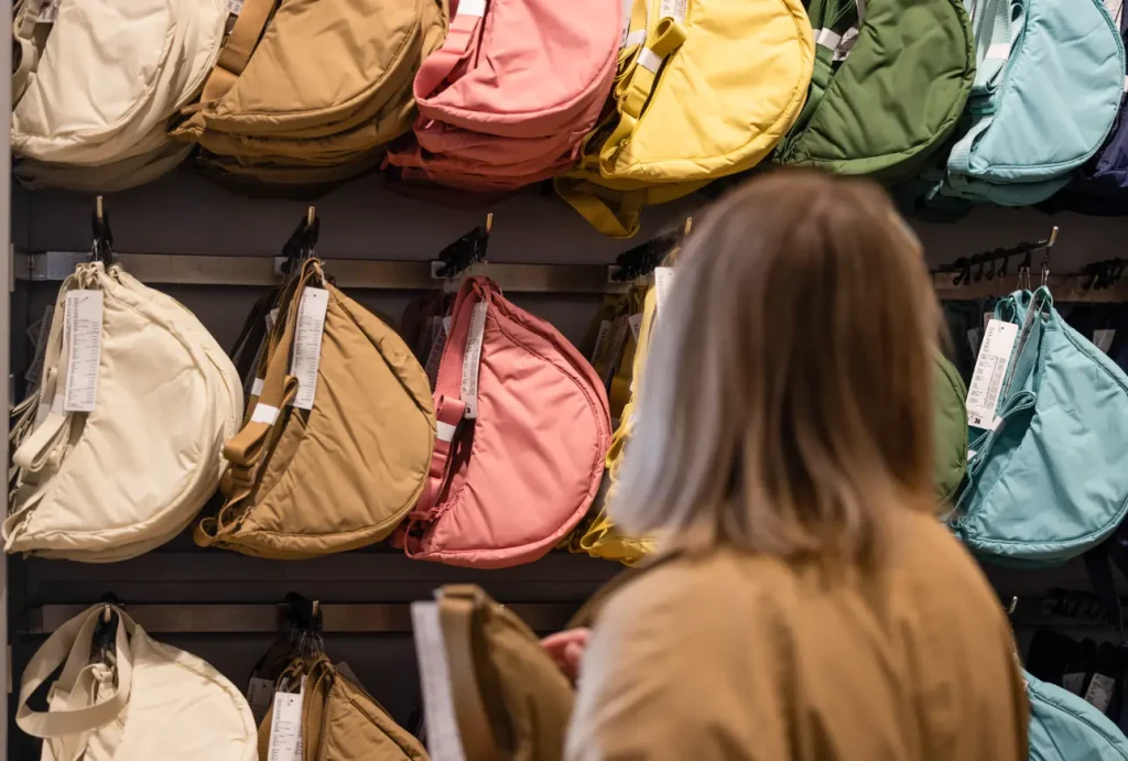 Uniqlo Launches Legal Blitz Against Shein: Battle of the Viral Shoulder Bag Unveiled! ⚔️👜 1 July 2, 2025 The Air Shoulder Bag's